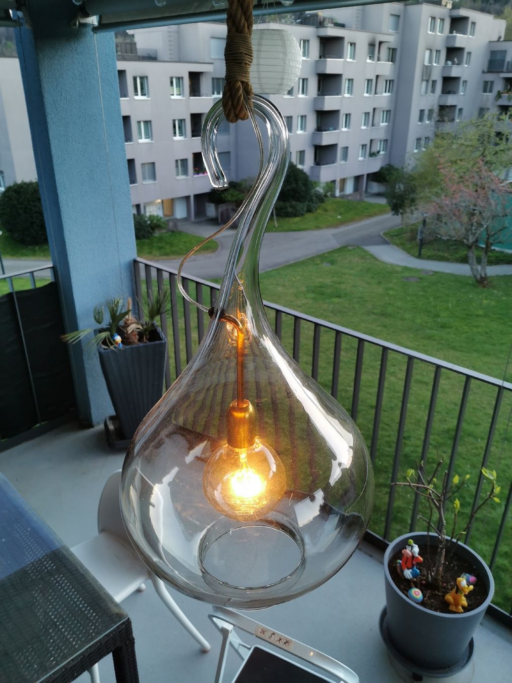 Lampade: Tropfenlampe – Usato da Thalwil venduto da Dragonfruit