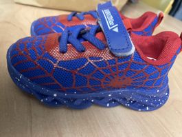 Coole  Mango Spider-Man Kinderschuhe, blinkend Gr.25 Neu