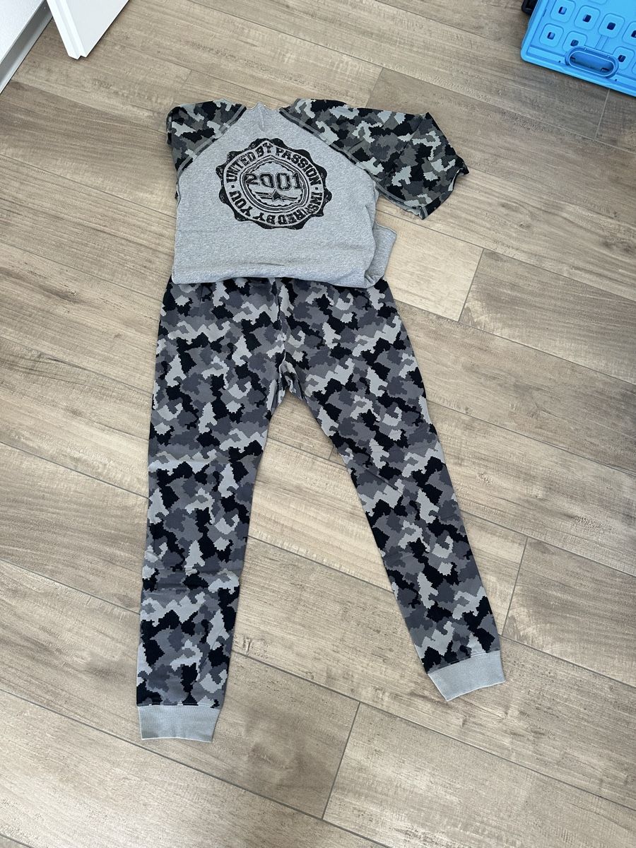 Lotti di vestiti: Zumba®️ Set – Usato da Visp venduto da lookatthis 1