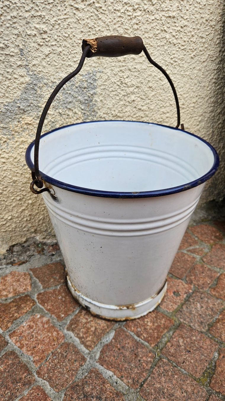 Altro per la casa: Secchio di metallo smaltato – Usato da Melano venduto da H-Sara 2