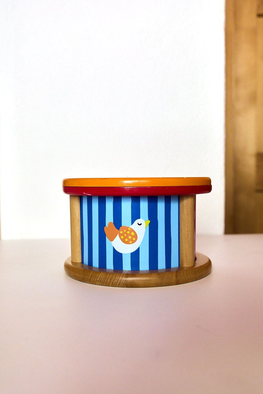 Giocattoli: Holz Trommel mit Tiermotiv – Usato da Ennetbürgen venduto da JWBT 2