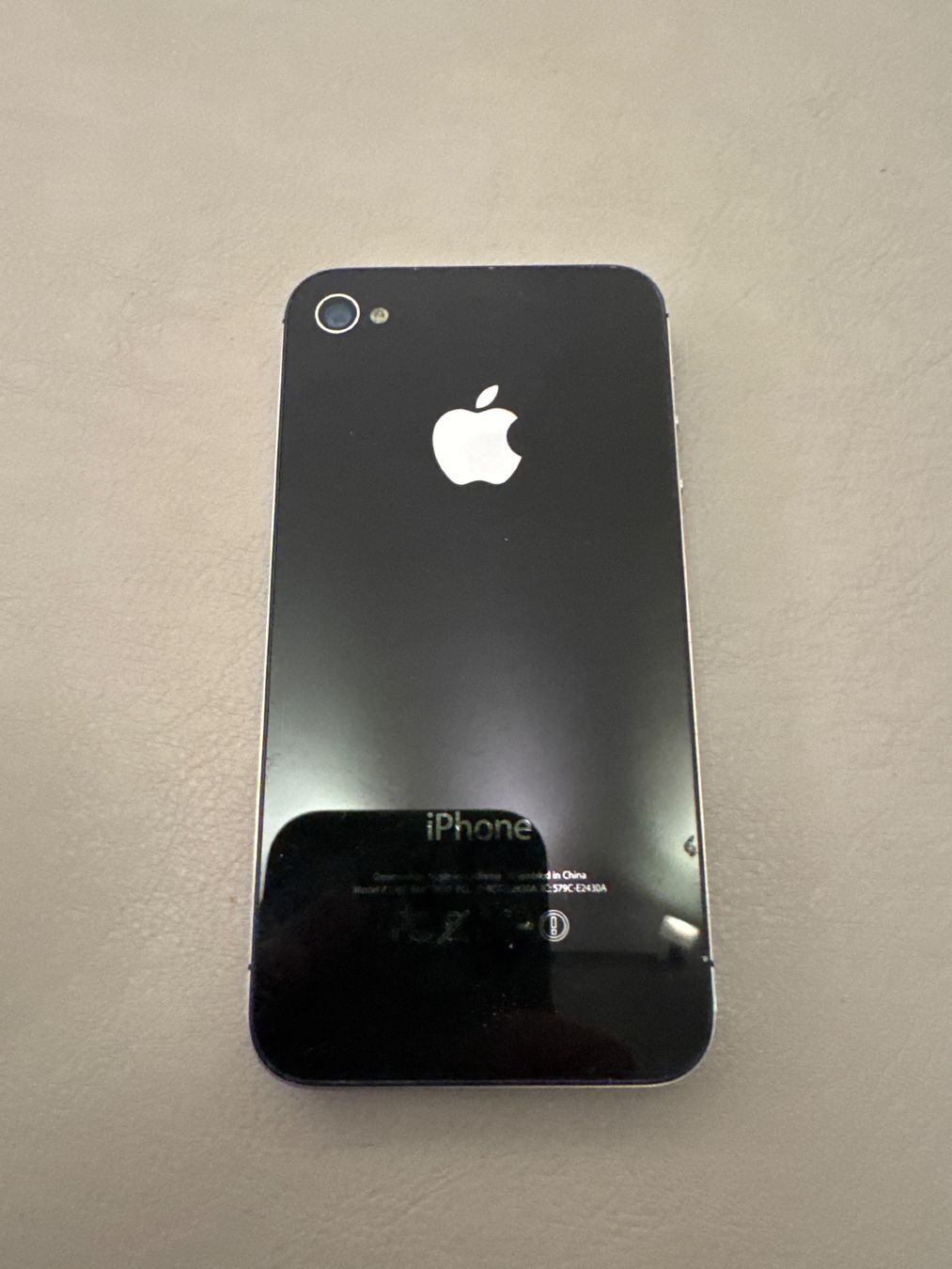 Apple Telefoni cellulari / Smartphones: iPhone 4 / 4s – Difettoso da Adliswil venduto da Busys 1