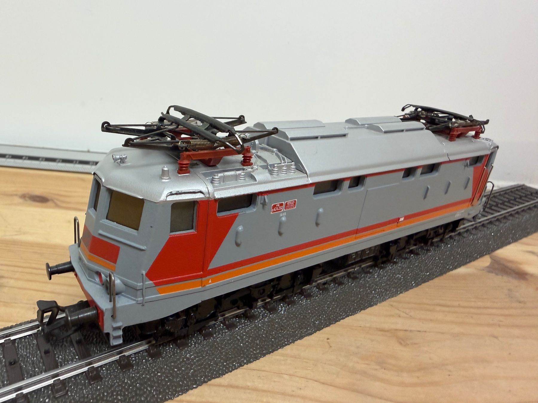 Märklin Modellini di ferrovie: Märklin 3162 Spur H0 E-Lok E 424 FS – Usato da Büsserach venduto da ModellbahnDepot 3