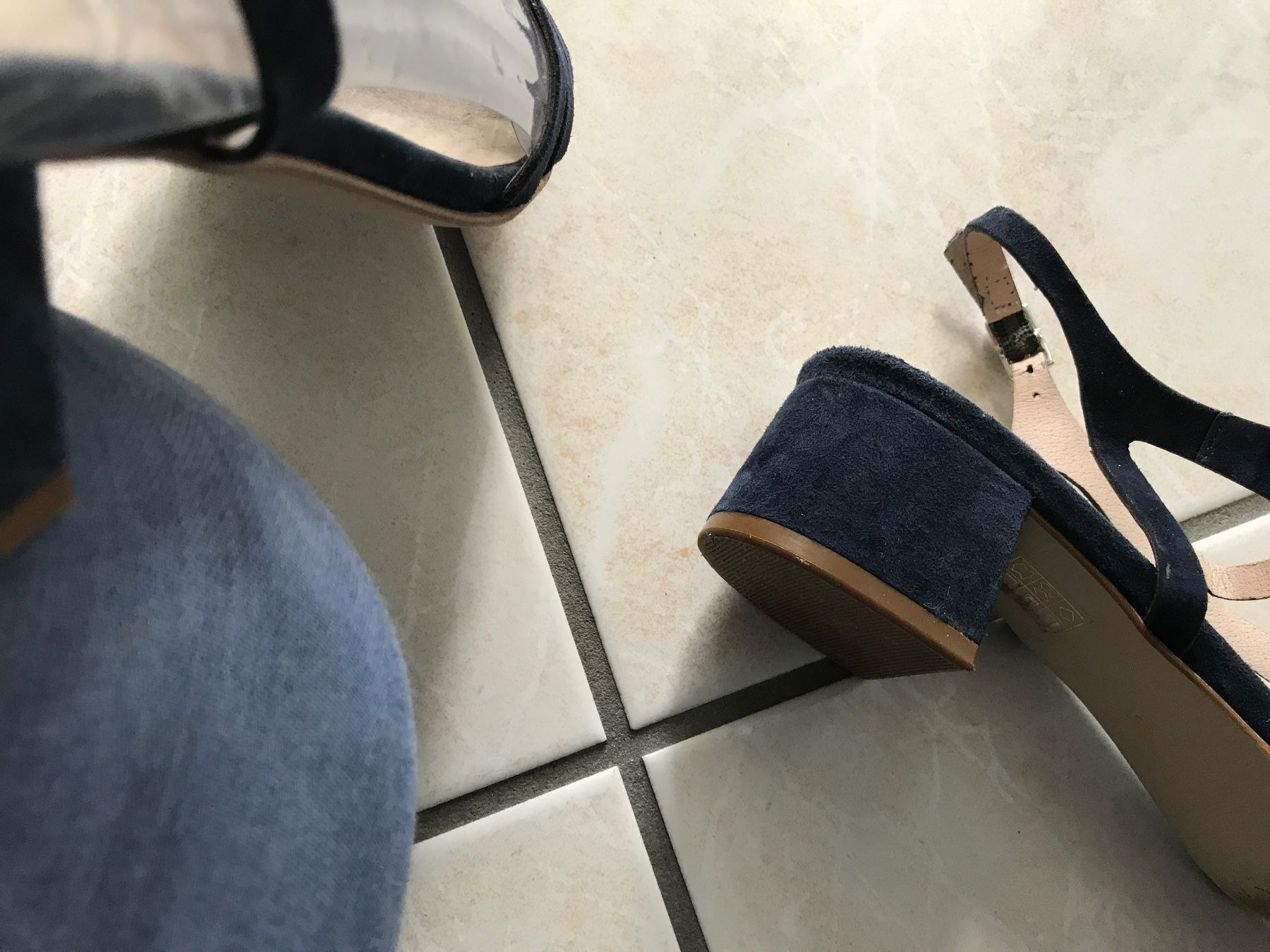 Scarpe da donna: Sandalen Leder marine 39 – Usato da Landschlacht venduto da girris100 4
