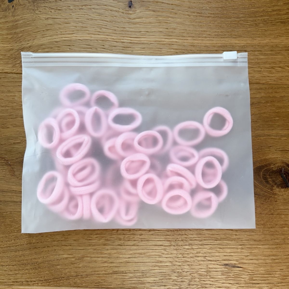 Haarschmuck: 50 Haargummis, rosa, neu! – Neu und originalverpackt aus Hinwil von crn139