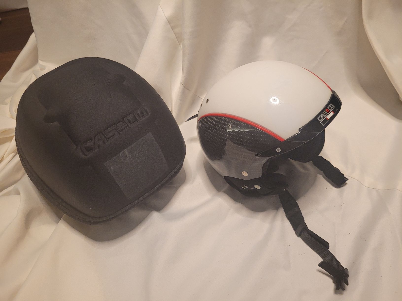 Caschi: Casco Skihelm S/M 52 - 57 – Usato da Bolligen venduto da sweet_volcano