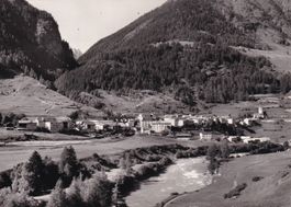 Lavin (Unter-Engadin)n Blick über denInn