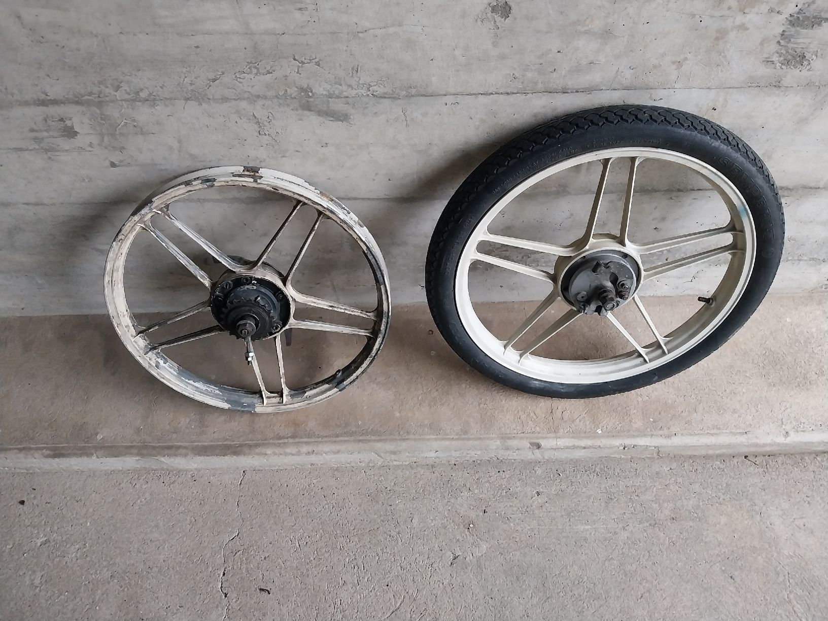 Puch Cerchioni: jantes 17p  pour Maxi puch à restaurer  – Usato da chatelaine venduto da the_l5wf
