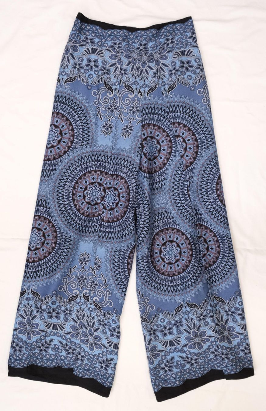 Pantaloni: Luftig leichte Hose aus Viskose gewickelt mit Schlitz – Nuovo (secondo la descrizione) da Zürich venduto da Masala-Oase
