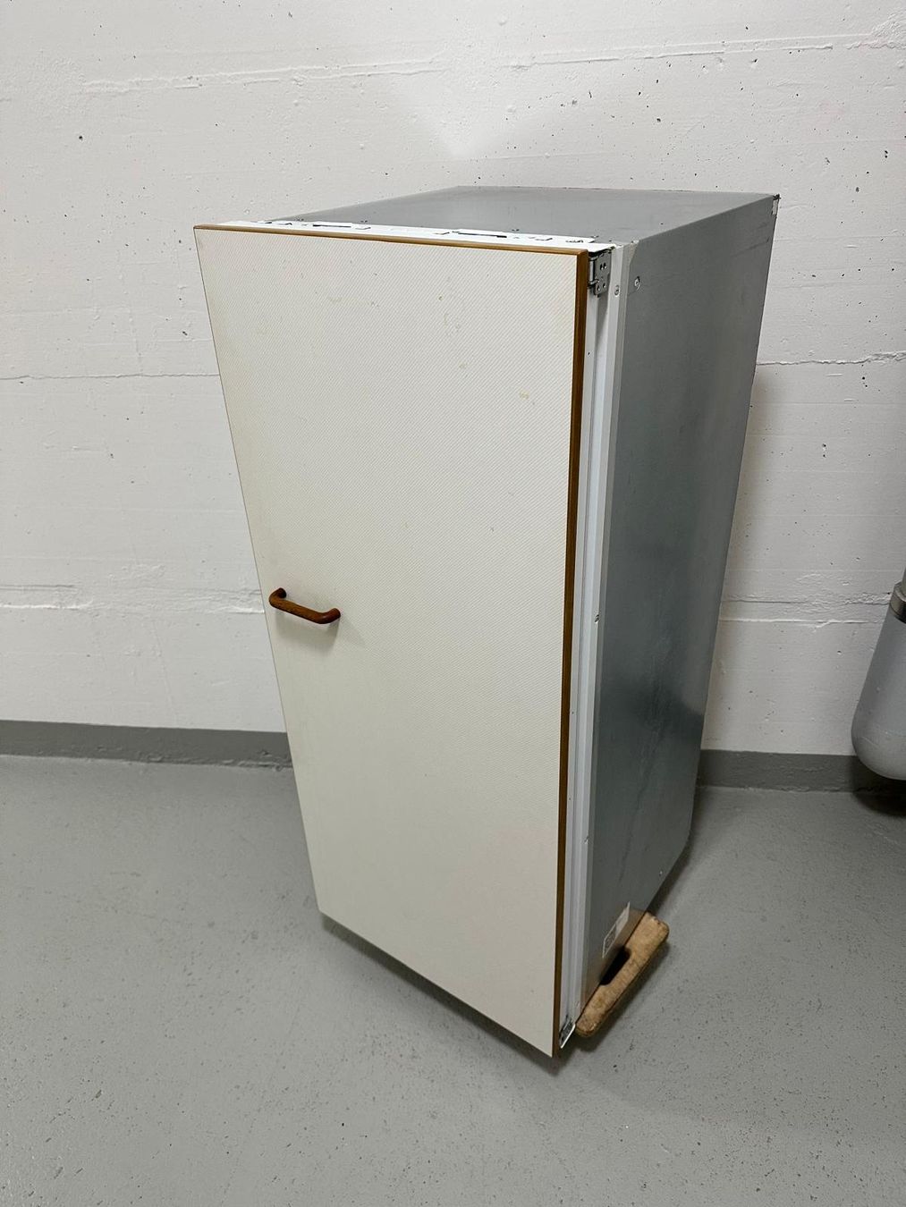 Sibir Kühlschrank: Kühlschrank Einbaukühlschrank SIBIR – Gebraucht aus Spreitenbach von Space_X 5