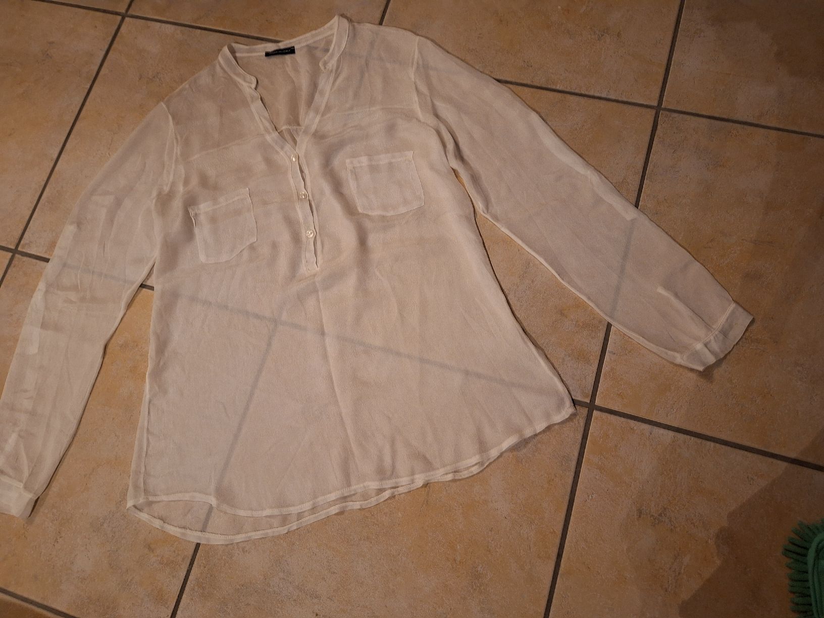 Blusen: Elegante Bluse, transparent, Glanzschimmer. – Neu (gemäss Beschreibung) aus Rheinfelden von Cleopatra2000