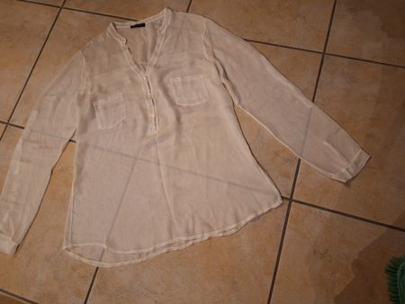 Elegante Bluse, transparent, Glanzschimmer.