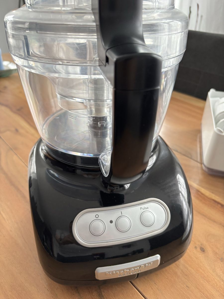 Kitchenaid Elettrodomestici da cucina: Kitchen Aid Foodprocessor – Usato da Thayngen venduto da Kellenberger33 1