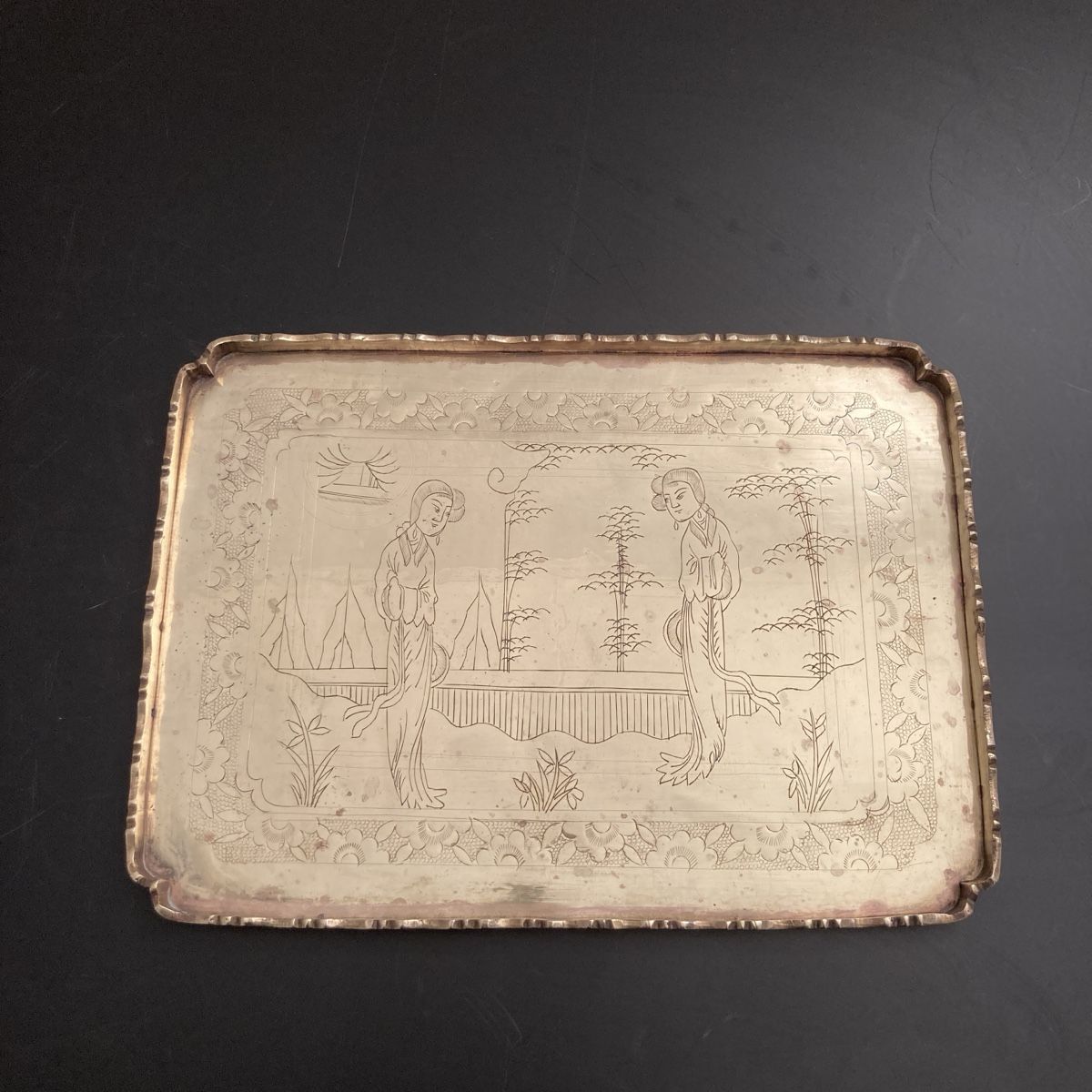 Piatti di portata: Chinesisches Paktong Opium Rauchtablett Bronze Tablett – Usato da Luzern venduto da downtonabbey 2