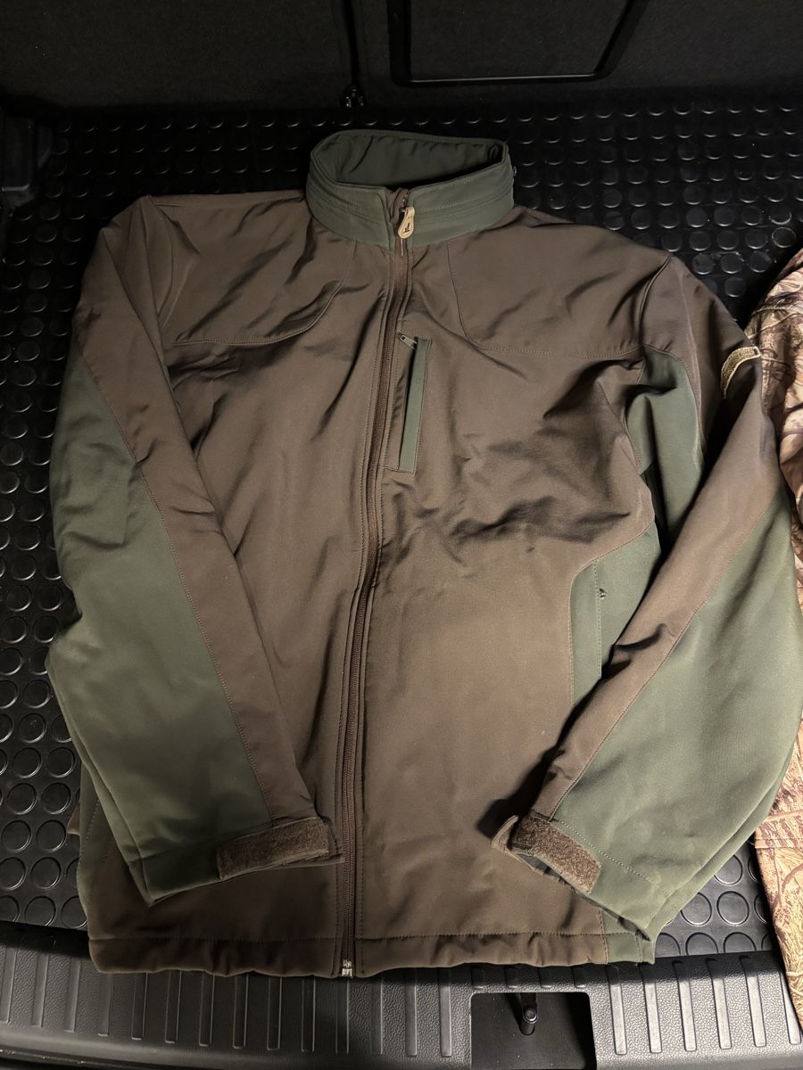 Giacche: Jagdjacke Percussion Softshell Grösse XXL  – Usato da Bern venduto da Enaywi