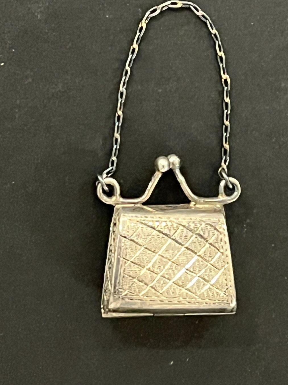 Borse da donna: Silber Miniatur Handtasche aus 925er Silber – Usato da Mumpf venduto da dadaboygugu