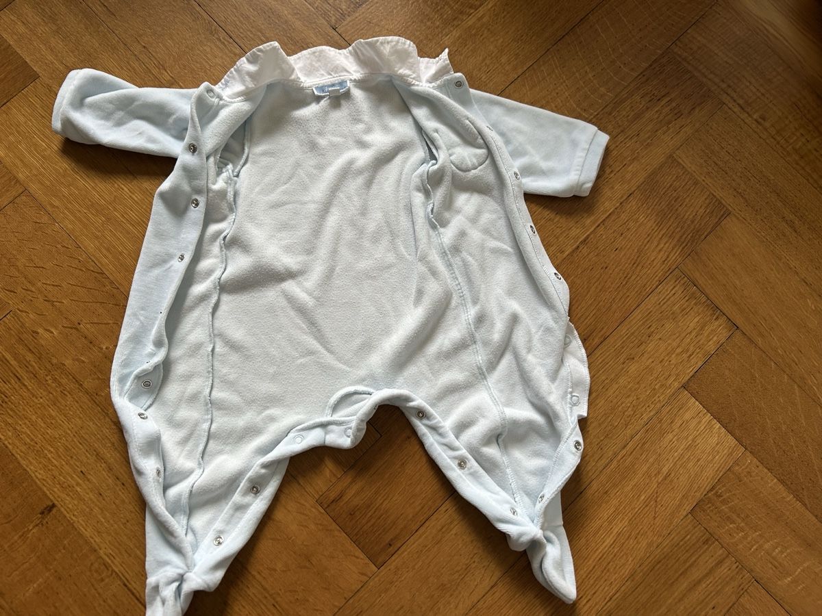 Jacadi Pigiama & Simili: Hellblauer Strampler von Jacadi für 6 Monate – Usato da Zürich venduto da lau_zb7c 1