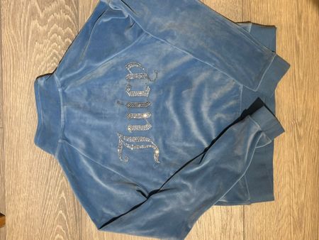Juicy Couture Samt Top Hellblau mit Strass, Grösse M