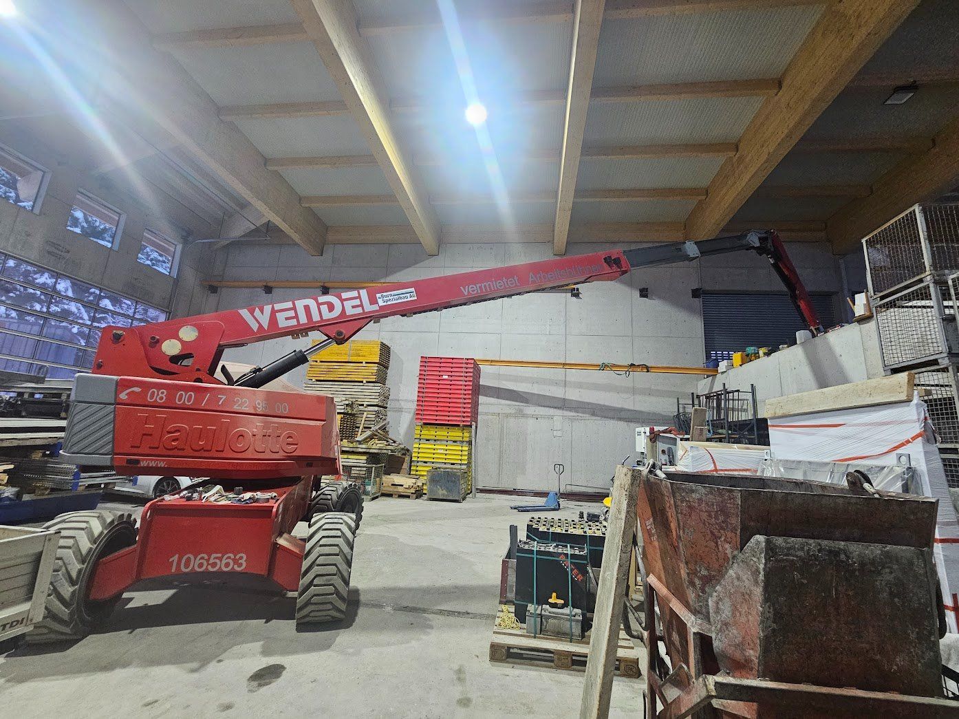 Hebebühne & Wagenheber: Hubarbeitsbühne Haulotte H28TJ+ – Gebraucht aus Adelboden von dan_n2zf 1