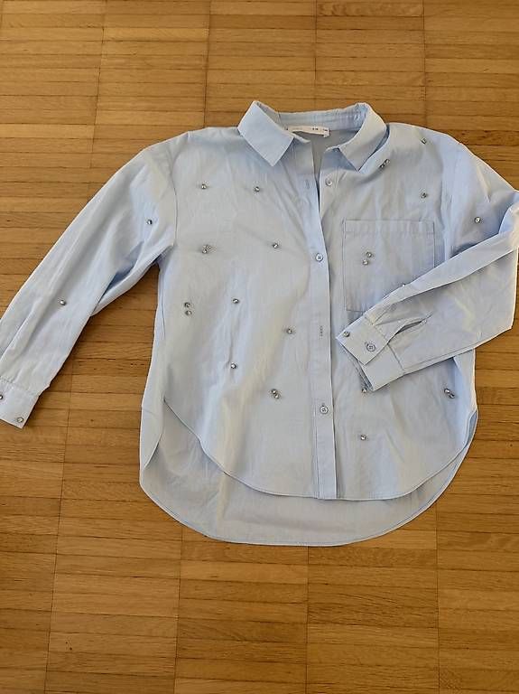 Camicette, T-shirt & Top: Mädchen Hemd mit Glitzersteinen hellblau Zara 140 – Usato da Altendorf venduto da Elite-S 1