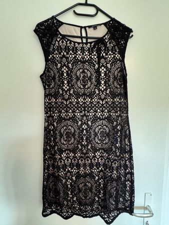 Comma, Kleid