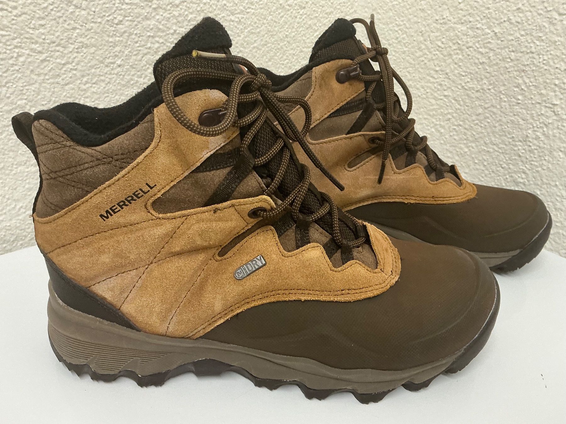 Merrell Scarpe da uomo: Merrell Thermo Shiver 6" WP - Trekkingschuhe Gr.39 – Usato da Siebnen venduto da mac_8tmv 2