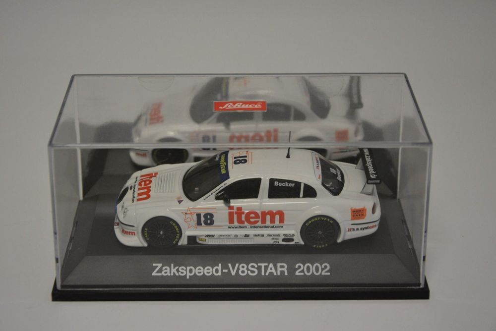 Schuco 1:43 Jaguar V8 J.A.G. Racing V8STAR DTM 2002 Bert #66 PC Box RT2552
