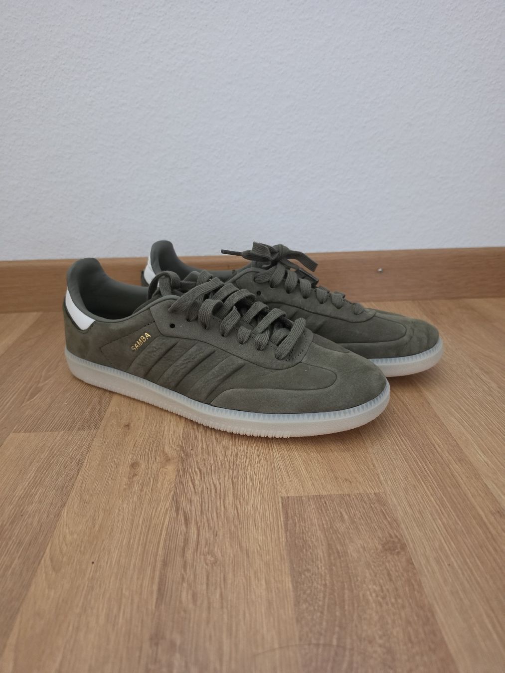 Adidas Herrenschuhe: Adidas Samba Grün – Neu (gemäss Beschreibung) aus Belp von fabiocardoso