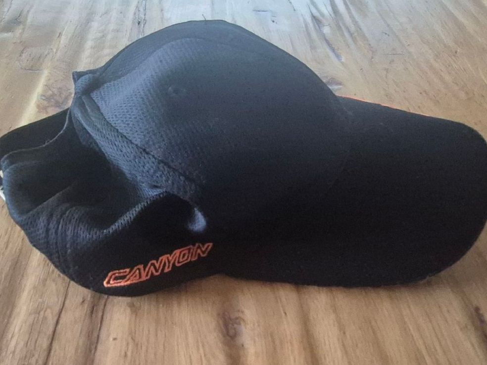 Giacche & Cappotti: 6er SET, Kinder Cap's – Usato da Nottwil venduto da echtMOMO 6