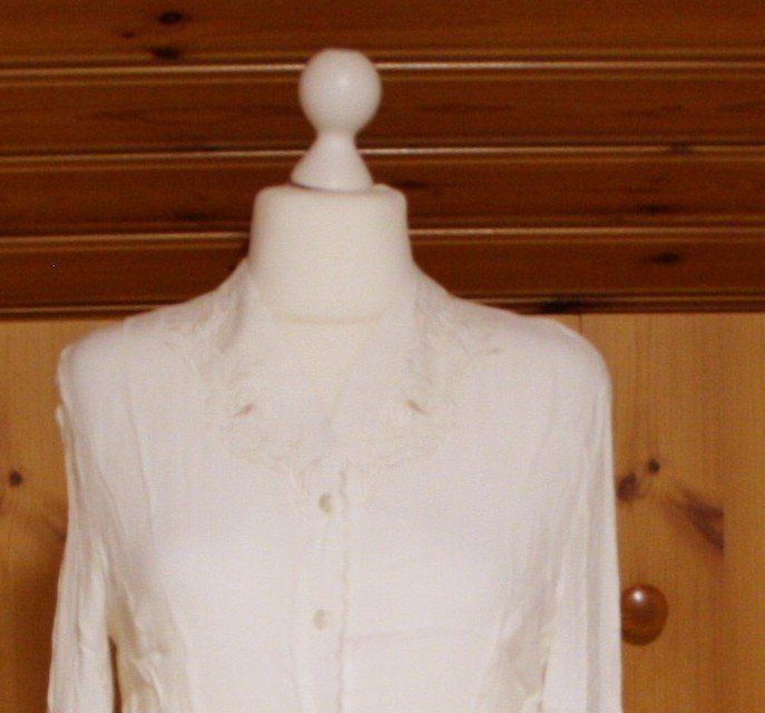 Camicette: Bluse weiss Gr. M – Usato da Flüelen venduto da Diversicum-Vintage 1