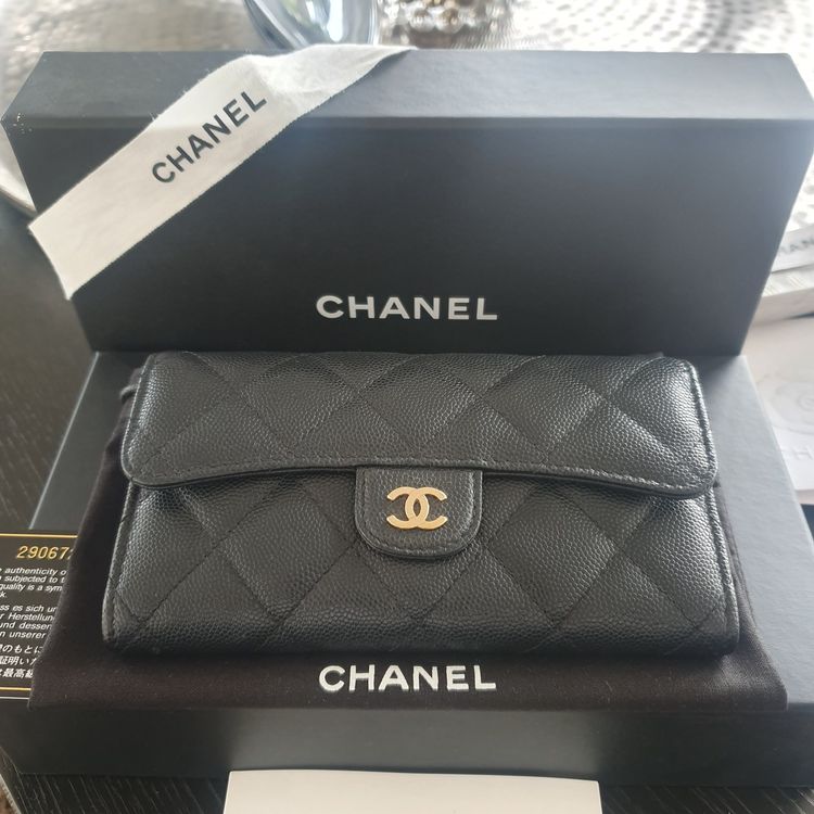 CHANEL Medium Flap Wallet NP Fr. 840. Kaufen auf Ricardo
