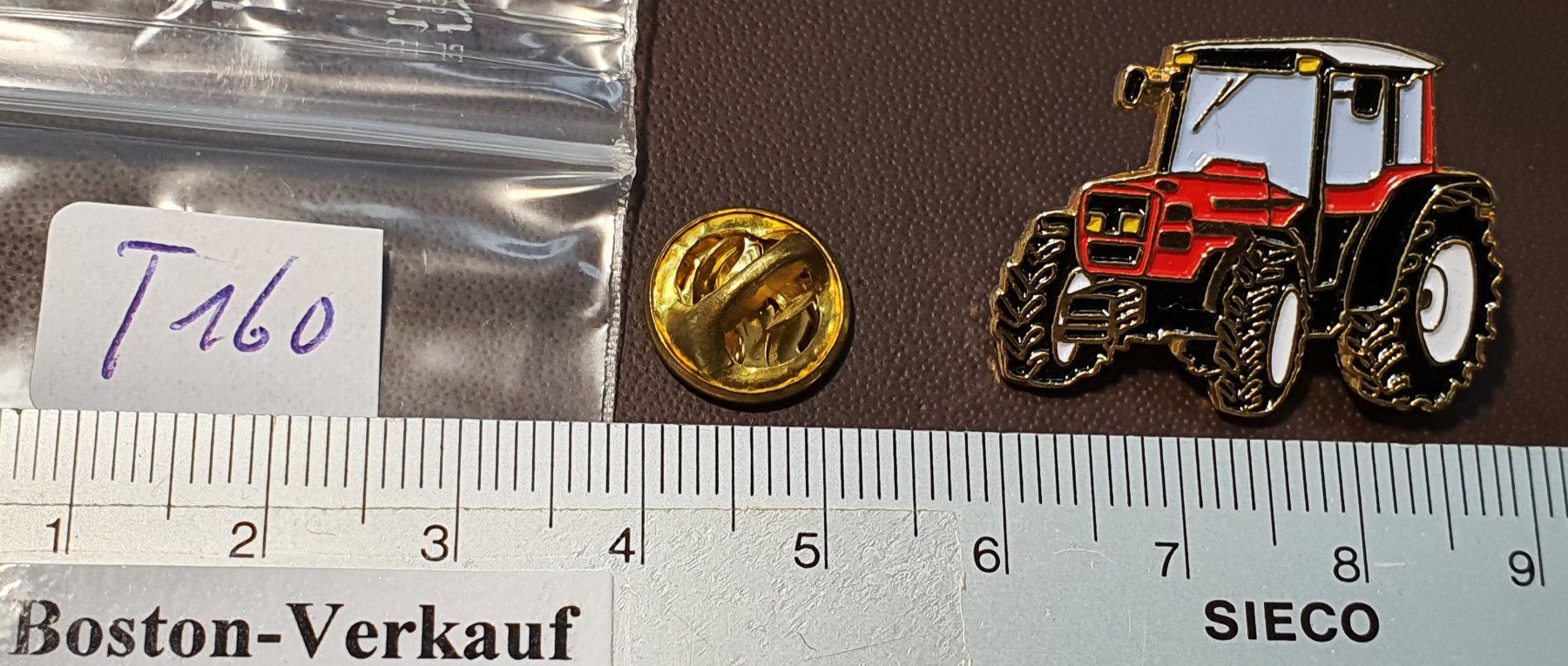 Placchette & Badge: 105 - Pin Landmaschine Traktor Treker: Same – Usato da Reinach BL venduto da Boston-Verkauf 1