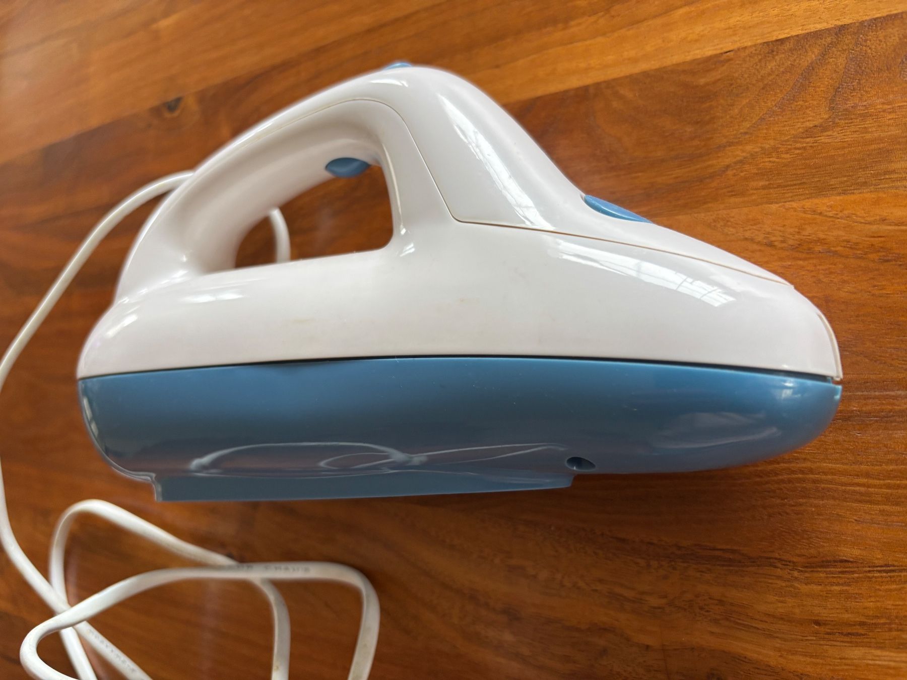 Coltelli da cucina: Elektr. Tranchier und Schneidemesser – Usato da Balsthal venduto da Uroby 2