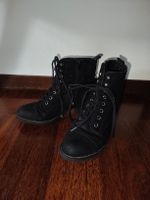 Schnür-Stiefeletten mit kleinem Absatz