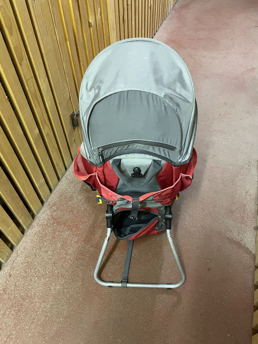 Deuter Porte-bébés ventraux & dorsaux: Sac porte bébé  – D'occasion à Vufflens-la-Ville par geraud__ 3