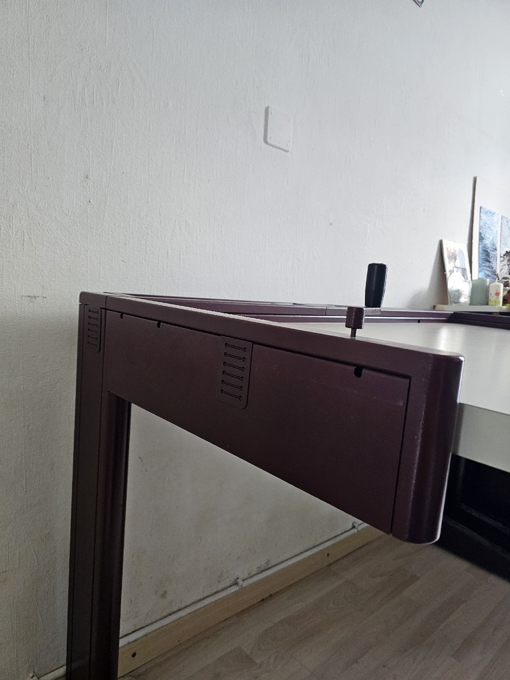 Schreibtische: table de bureau – Gebraucht aus Sonceboz-Sombeval von Mayji.n 4