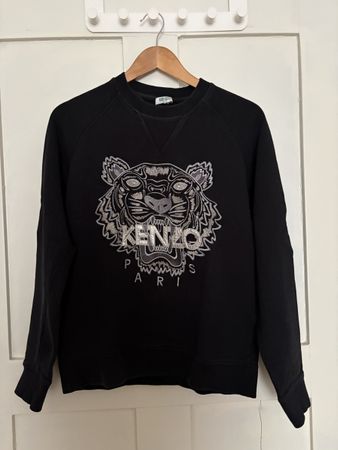 Schwarzer Kenzo Pulli mit Tiger Stickerei, Grösse M