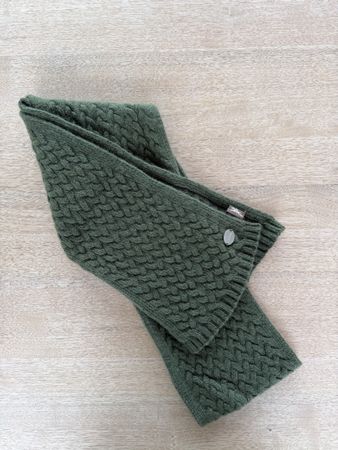 Longchamps Cashmere Wool Scarf Olive Green, Braided