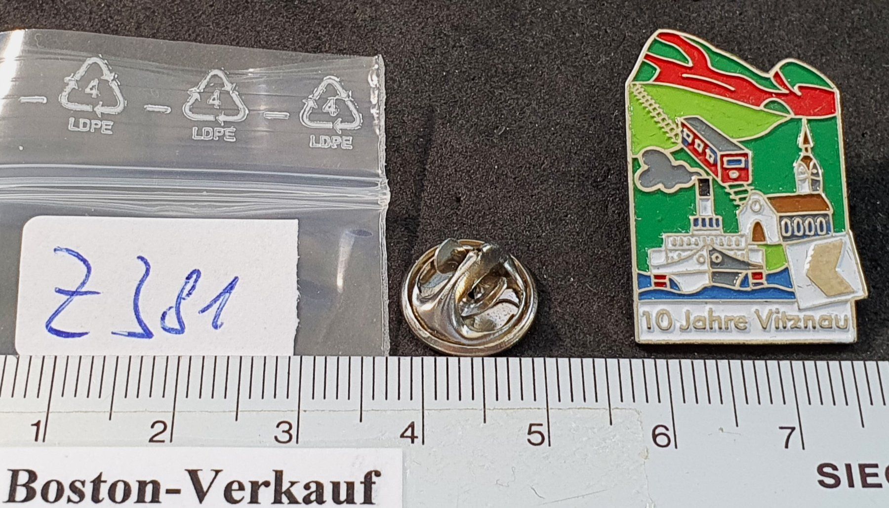 Placchette & Badge: Z381 - Pin 10 Jahre Vitznau – Usato da Reinach BL venduto da Boston-Verkauf 1