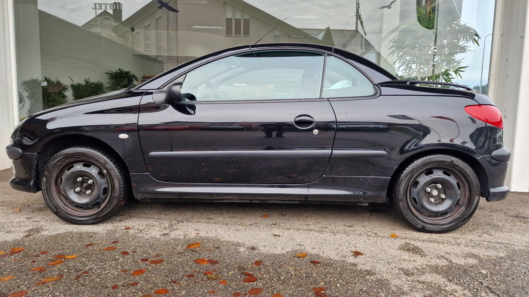 Peugeot Autos: Peugeot 206 2.0 Cabrio – Gebraucht aus Ebnat-Kappel von  4