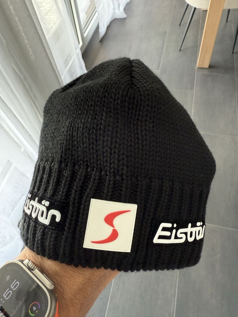 Copricapi, berretti & cappellini: Bonnet Eisbär noir, chaud et confortable – Usato da Estavayer-le-Lac venduto da Oberson 2