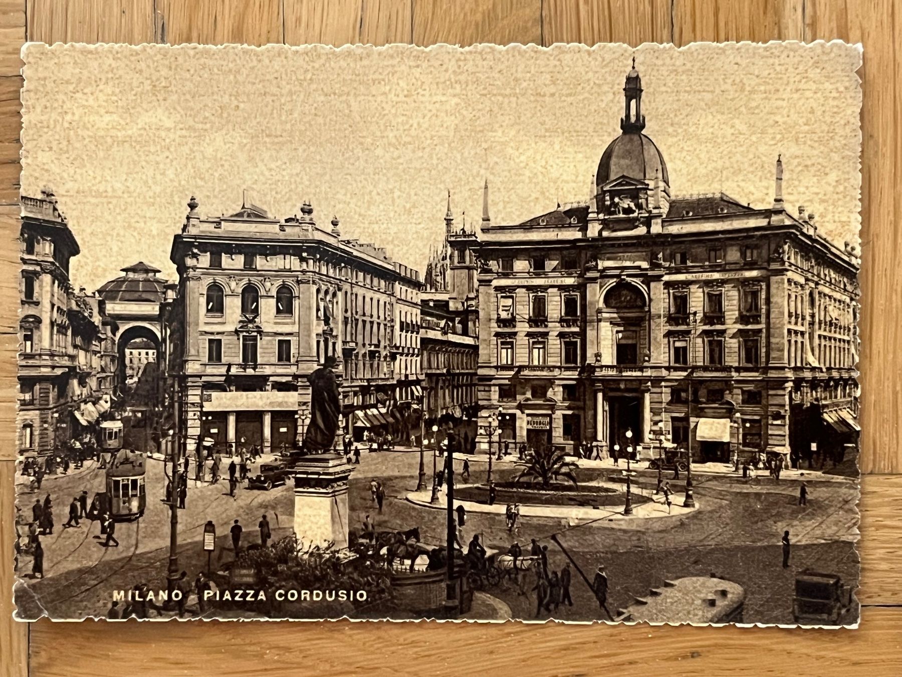 Cartoline postali: Milano, Piazza Cordusio – Usato da Romanshorn venduto da luxcollect