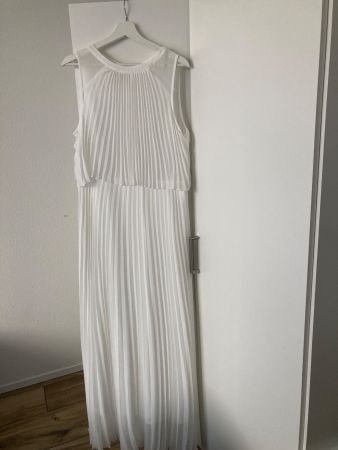 Wunderschönes Brautkleid als NEU Grösse  42