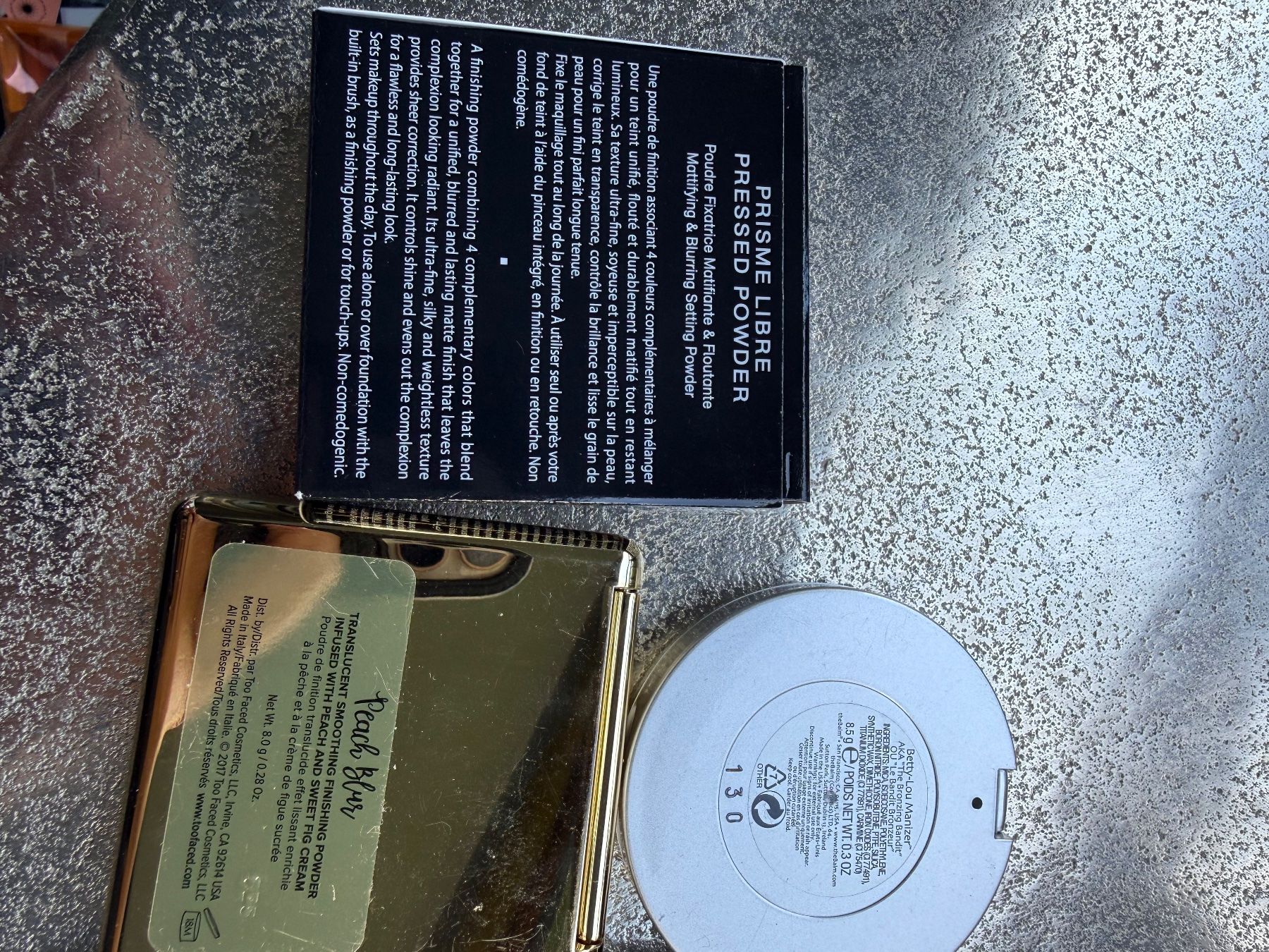 Altro in Stoviglie & Bicchieri: Makeup Palette and Powder Set Various Brands Used – Nuovo (secondo la descrizione) da Zürich venduto da pinish 7