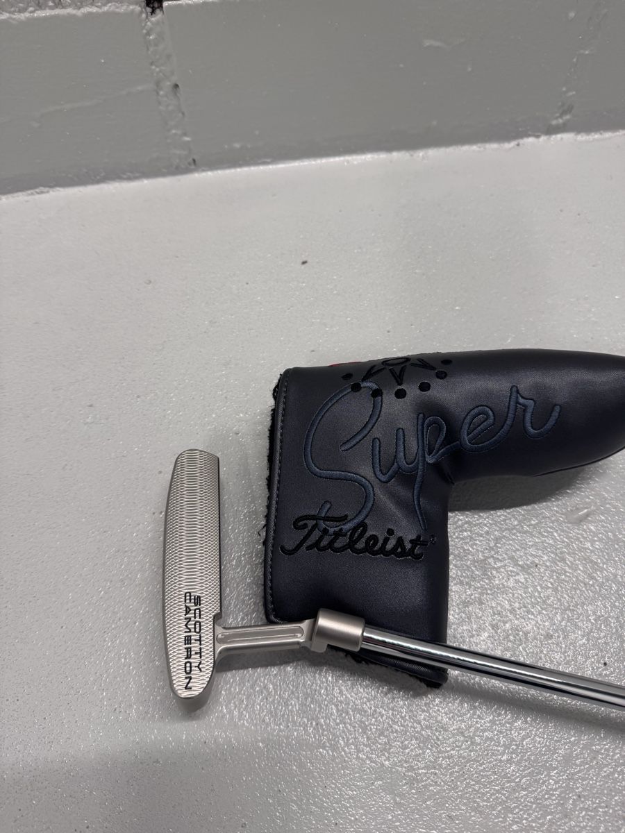 Scotty Cameron Mazze & Set: SCOTTY CAMERON NEWPORT SELECT – Nuovo (secondo la descrizione) da Hagendorn venduto da fra_xl8q 1