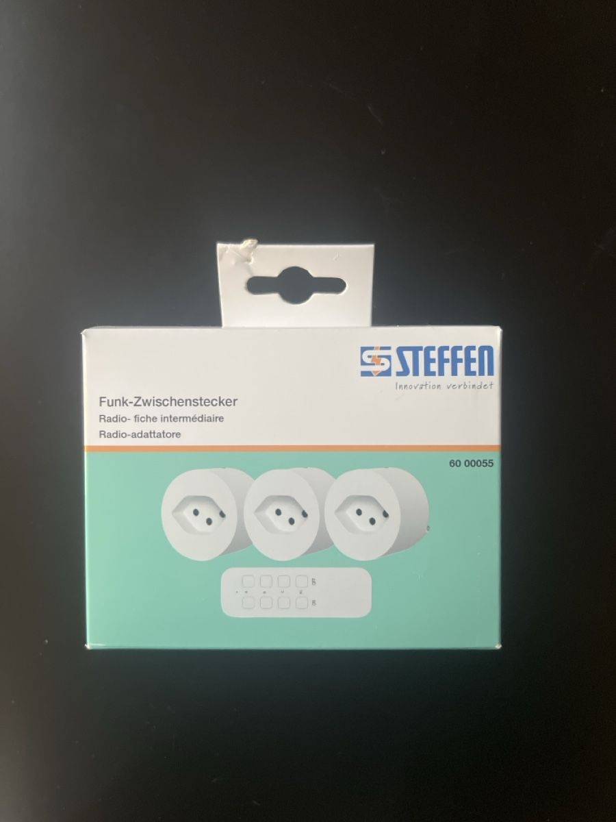 Spine: Steffen Wireless Socket Set Remote Control – Nuovo (secondo la descrizione) da Zürich venduto da Soudeh_Alice