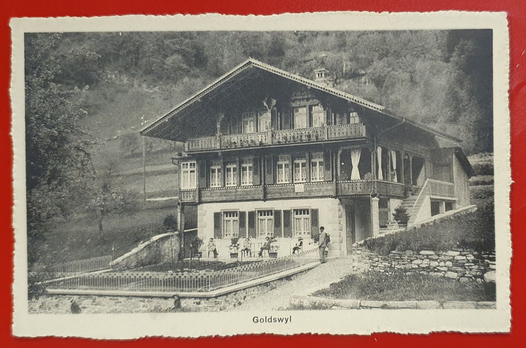 Ansichtskarten: Goldswyl - Haus mit Bewohner – Gebraucht aus Kreuzlingen von Rschweiz1