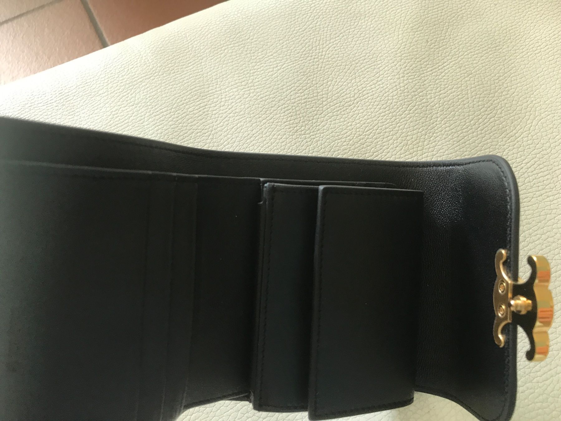 Celine Portamonete: Schwarzes Celine Portemonnaie – Usato da Wettingen venduto da Andres54 3