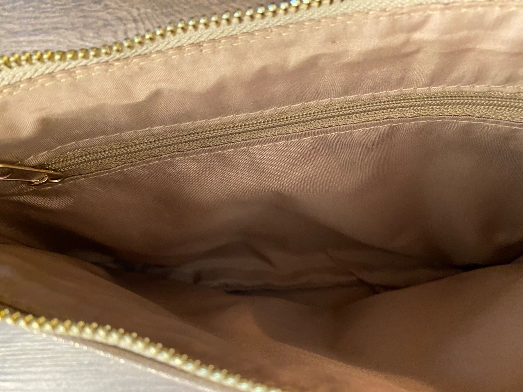 Borse da donna: Clutch beige Glitzer mit Kette in gold – Usato da Pratteln venduto da a23_j2gs 3