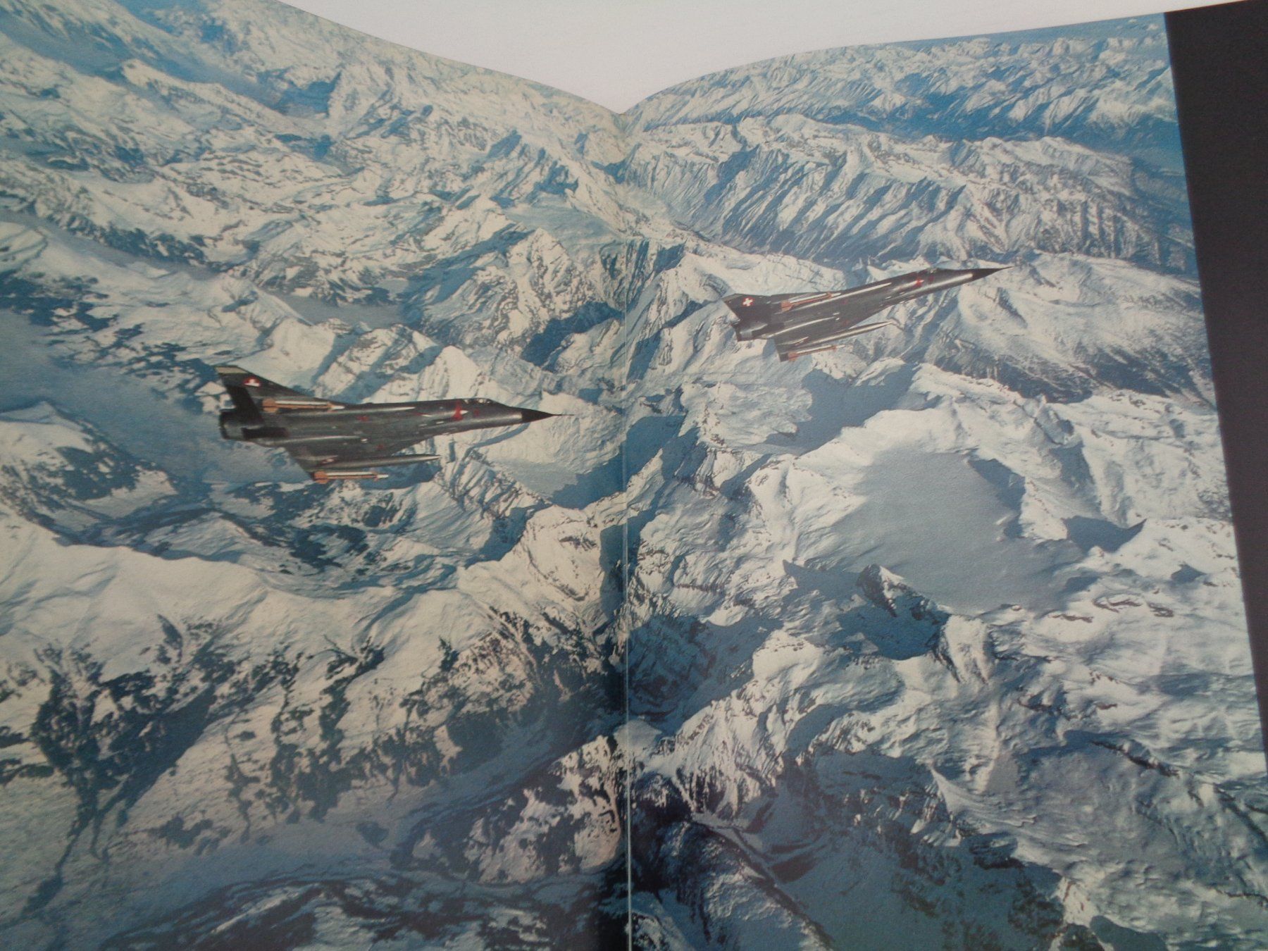 Bücher: Piloten über den Alpen – Gebraucht aus Chur von omonia 4